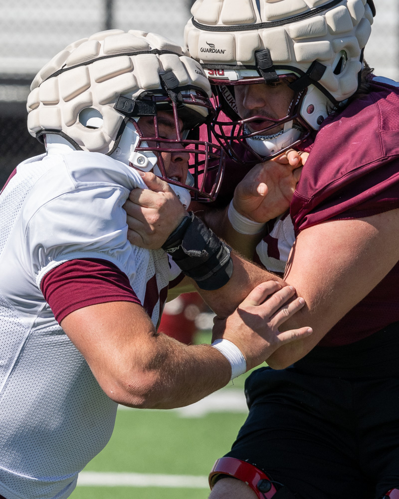 First day in shoulder pads.

📷adobe.ly/4hvV6pi

#Salukis | #RunWithUs