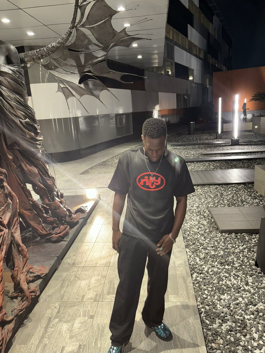 iyin_ade's tweet image. NeverTooYoung.