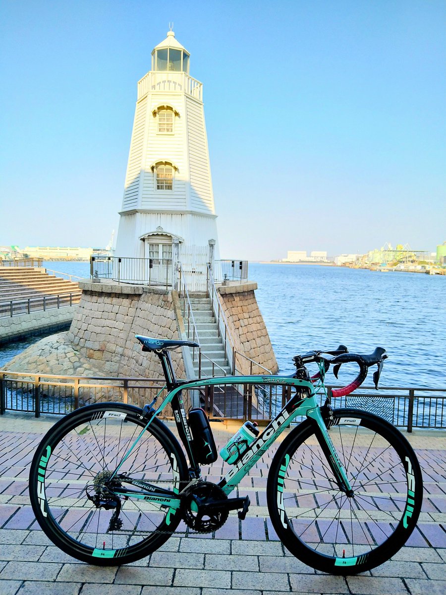 堺浜走る前に旧堺灯台で