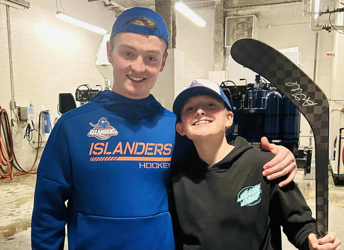 AHLIslanders's tweet photo. POV: Alex Jefferies’ stick flies into the crowd, you catch it, Isles win, and then you meet him afterward. https://t.co/99s0kHTckr