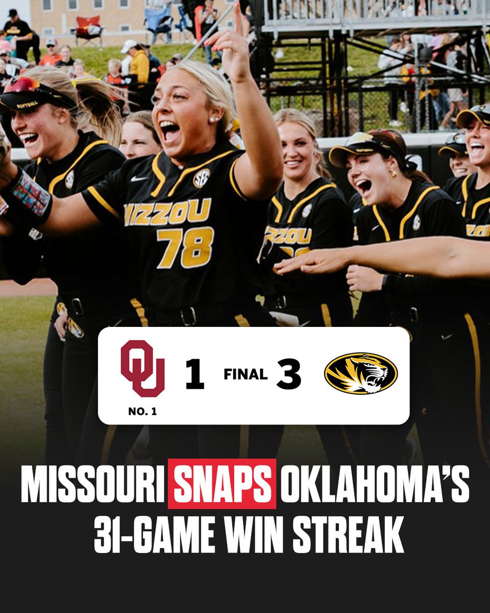 UNDEFEATED NO MORE‼️ 

MISSOURI UPSETS NO. 1 OKLAHOMA. 

(📸 <a href="/MizzouSoftball/">Mizzou Softball</a>)
