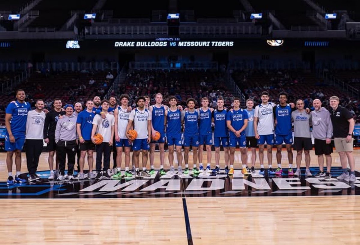 DUGreatColl's tweet image. What a team and a year. Thank you @DrakeBulldogsMB!  We’ll never forget this and still just getting started!