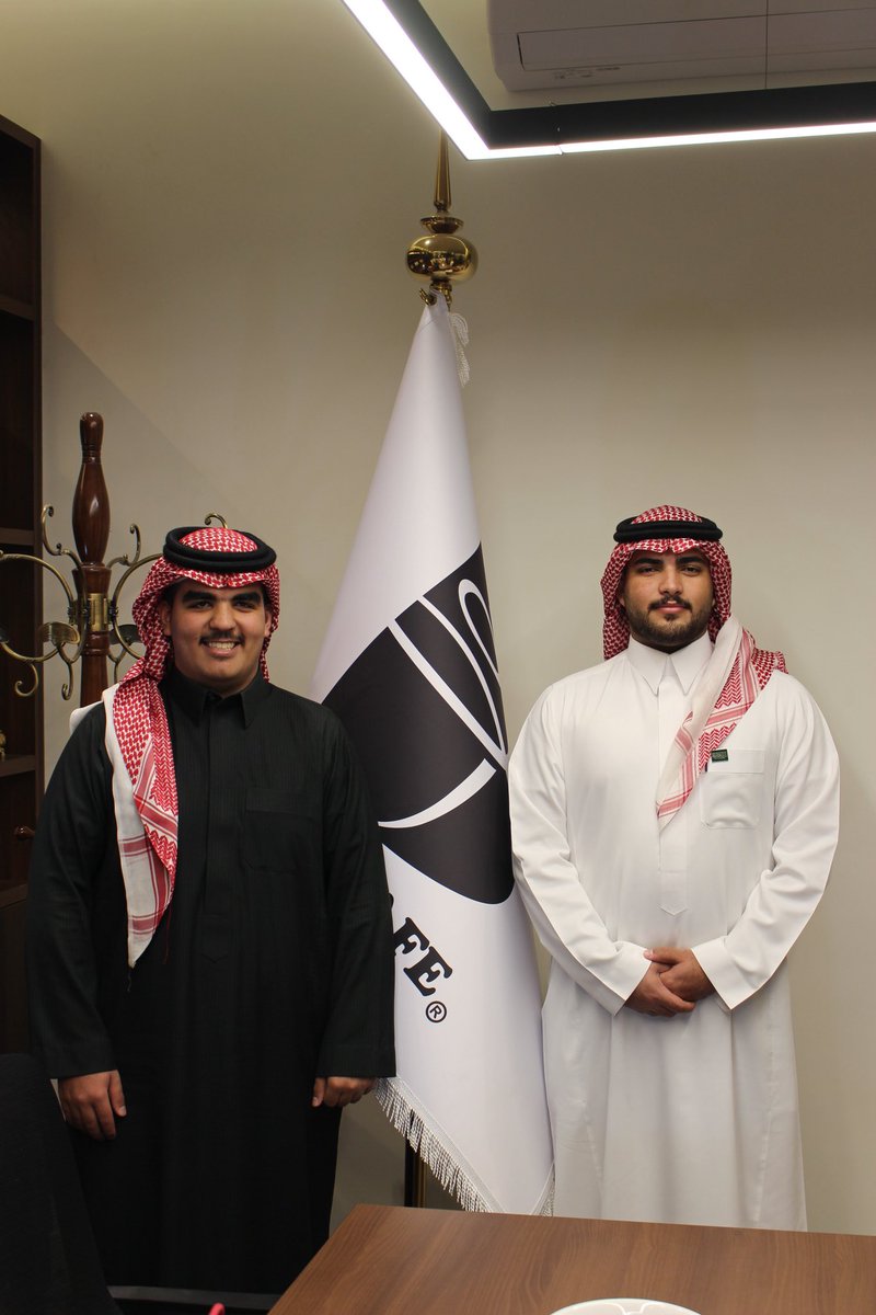 dancafeksa's tweet photo. 🇸🇦✨ فخورون بكم – شكراً لنجاحكم معنا! ✨🇸🇦

في دان كافيه، النجاح يُصنع بأيادٍ مخلصة ومبدعة، واليوم نحتفل بمجموعة من موظفينا السعوديين الذين أثبتوا تميزهم والتزامهم في تقديم أفضل خدمة لعملائنا. ☕💙

👏 نشكركم على شغفكم وجهودكم المستمرة، فأنتم القلب النابض لدان كافيه!

📍 زورونا واستمتعوا بتجربة قهوة استثنائية مع فريقنا الرائع.
#دان_كافيه #شكراً_فريقنا #فخورون_بكم #إبداع_بلا_حدود #تجربة_دان