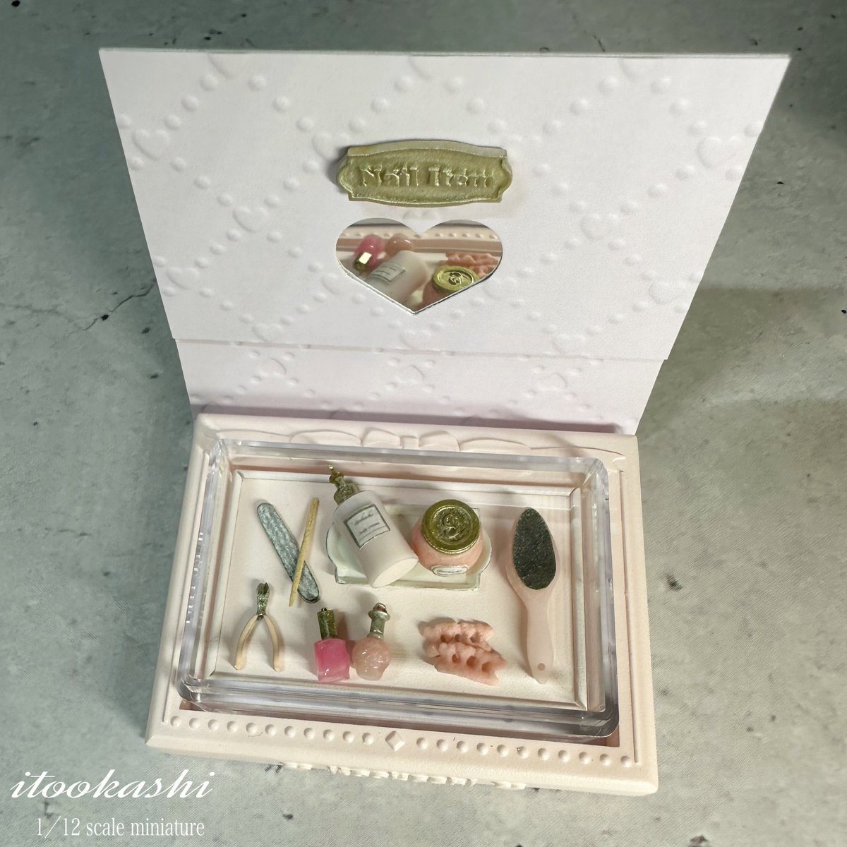 #ネイルミニチュア の展示と
少しですが販売もさせていただきます✳︎

「ミニチュア極小技巧展2025」
◆2025年3月29日(土)
10時〜19時
　　　　  3月30日(日)
10時〜17時
◆場所:ハートンホテル心斎橋
大阪市中央区西心斎橋1-5-24

入場料1000円　
未就学児 無料

#ミニチュア極小技巧展2025