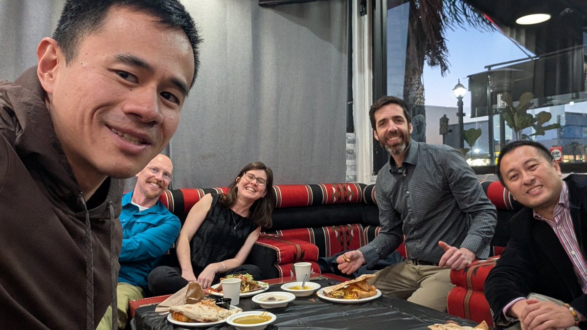 Yuen-Zhou Research Group UCSD (@ucsd_yuen) on Twitter photo A fun symposium on molecular polaritonics hosted by the Division of Chemical Physics last week at #aps2025 <a href="/APSphysics/">American Physical Society</a> coorganized with <a href="/TheWeichmanLab/">The Weichman Lab</a> A fun symposium on molecular polaritonics hosted by the Division of Chemical Physics last week at #aps2025 <a href="/APSphysics/">American Physical Society</a> coorganized with <a href="/TheWeichmanLab/">The Weichman Lab</a>