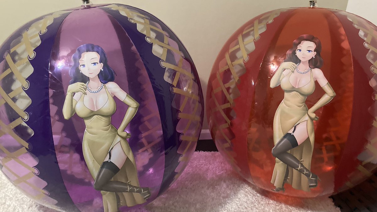 rahlockz07's tweet photo. Just hamming it up with a pair of βBoobiesβ.
I just realized something.
For years, I have seen the hashtag, #SqueakySaturday , used nonstop, but i barely see anyone use #squeakend at all. I had to do a quick search just to see if it existed. Is Saturday just the go to day? https://t.co/imTwY0t1fr