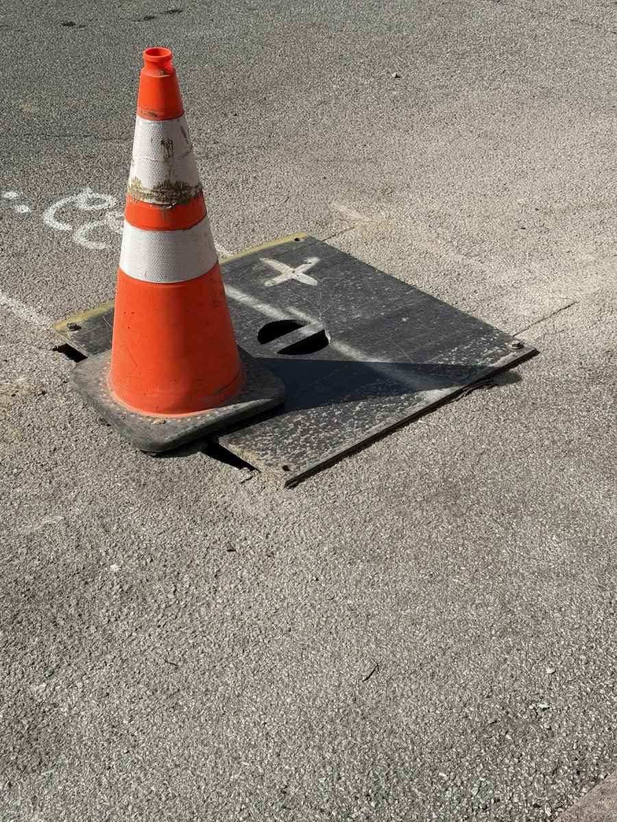 Hi <a href="/stlcsb/">Citizens' Svc Bureau</a> Spire is not currently complying with the new ordinance 71943. The steel plate is not fully attached, it is not asphalted down, and does not fully cover the hole. Address is 2332 Arkansas.