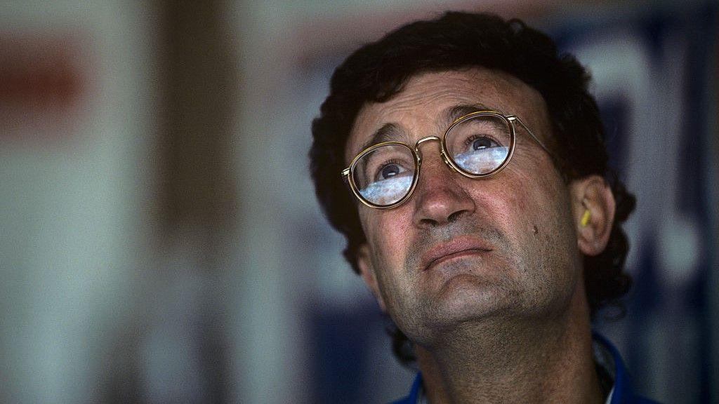 DanielLoitz's tweet image. Back from holiday, I’m gutted by Eddie Jordan’s passing. In hindsight, it’s fate that Resolve asked if we’d step aside for his family and consortium – we saw Hazelwood as a training ground, but Mr. Jordan always believed in London Irish as a proud mark of Irish spirit and the…