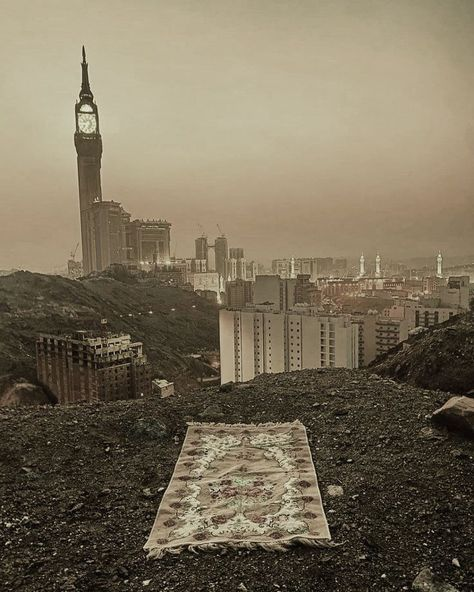 Thread : Les 99 noms d'Allah et comment les utiliser dans les duas