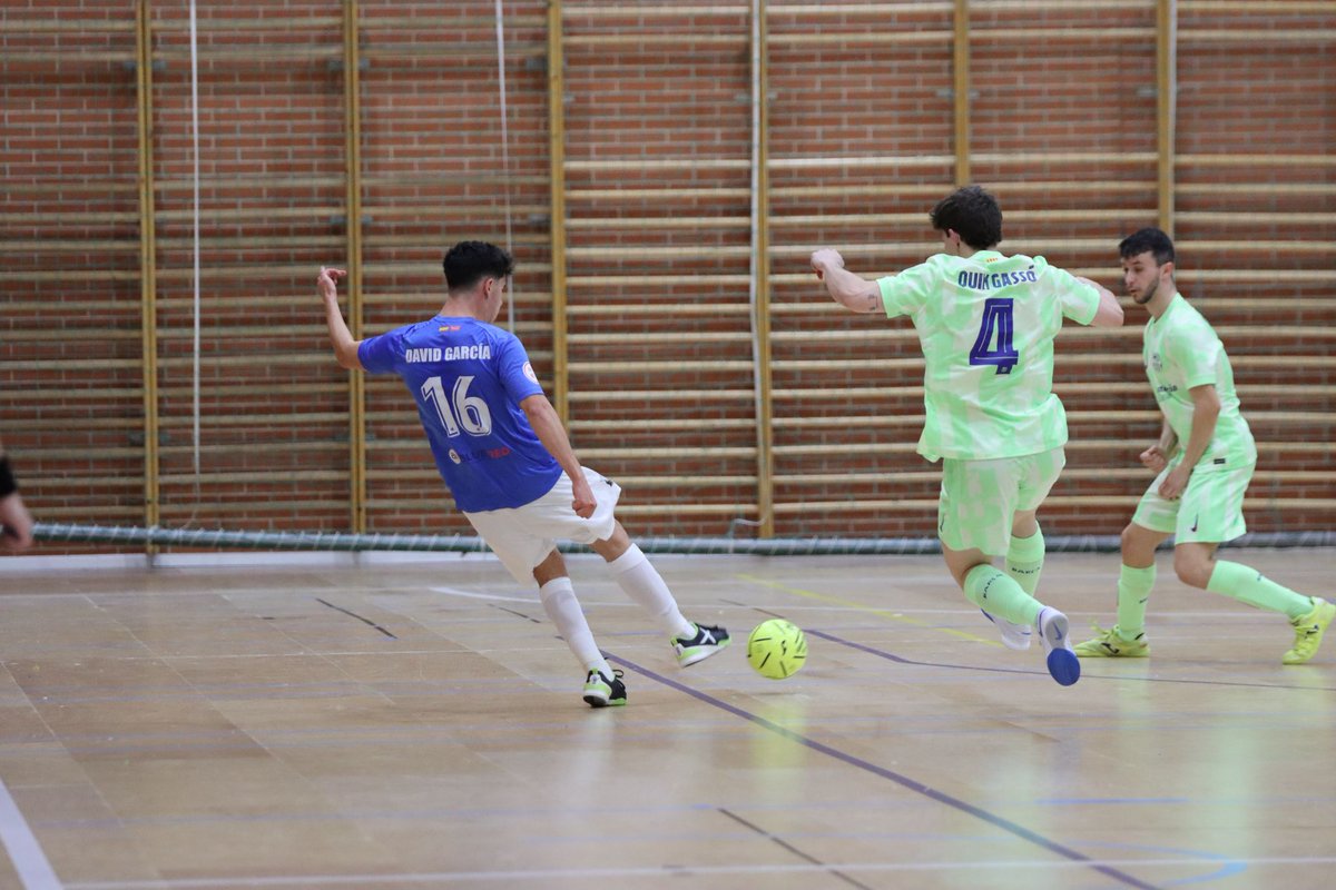 C.D. Leganés Fútbol Sala (@cdleganesfs) on Twitter photo Victoria 3-1 del CD LEGANÉS FS🔵⚪️ ante <a href="/FCBfutbolsala/">Barça Futbol Sala</a> B en un emocionante partido vivido en La Fortuna, nuestro fortín.
🥒 ¡Este Lega nunca se rinde!
GRACIAS afición!!!!🔝👏
#5AñosSoñando🔵⚪️ Victoria 3-1 del CD LEGANÉS FS🔵⚪️ ante <a href="/FCBfutbolsala/">Barça Futbol Sala</a> B en un emocionante partido vivido en La Fortuna, nuestro fortín.
🥒 ¡Este Lega nunca se rinde!
GRACIAS afición!!!!🔝👏
#5AñosSoñando🔵⚪️