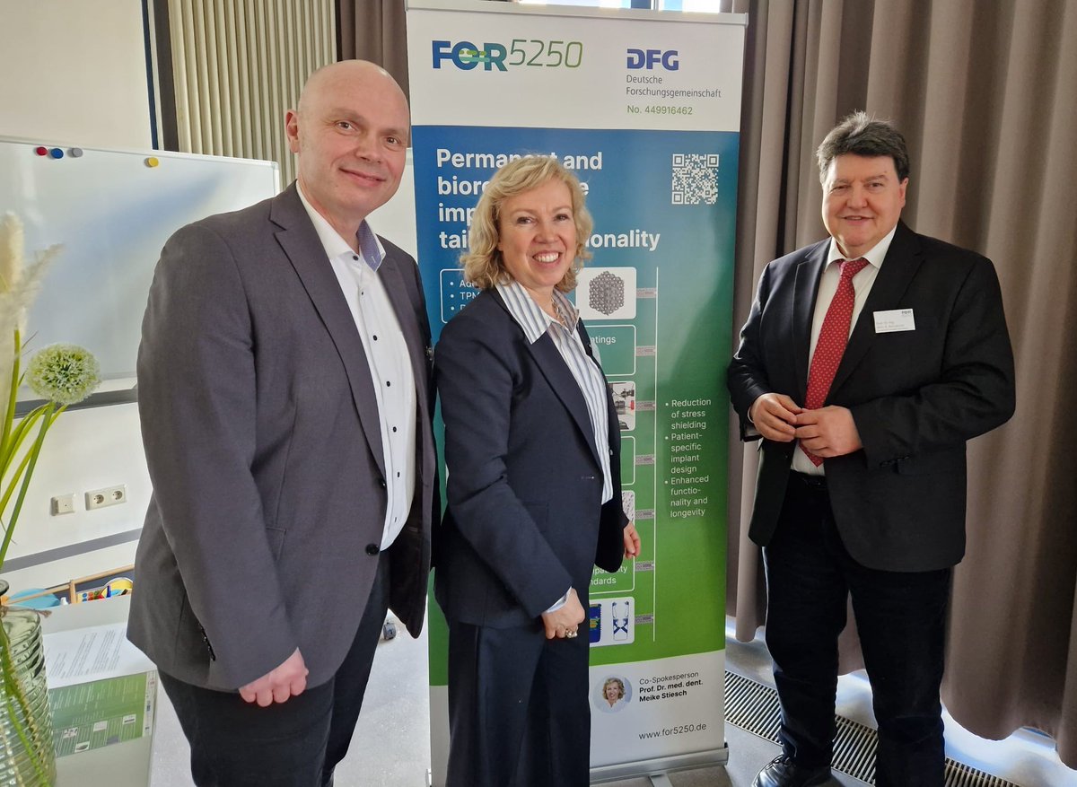 Biomaterials_Erlangen (@boccaccini_lab) on Twitter photo Many thanks to Prof. Frank Walther and colleagues of #DFG Research Unit FOR 5250 for the invitation to give a keynote on our <a href="/Boccaccini_Lab/">Biomaterials_Erlangen</a> work on bioactive glasses at the Industry Colloquium at TU Dortmund Univ. Very interesting networking meeting and insightful discussions! Many thanks to Prof. Frank Walther and colleagues of #DFG Research Unit FOR 5250 for the invitation to give a keynote on our <a href="/Boccaccini_Lab/">Biomaterials_Erlangen</a> work on bioactive glasses at the Industry Colloquium at TU Dortmund Univ. Very interesting networking meeting and insightful discussions!