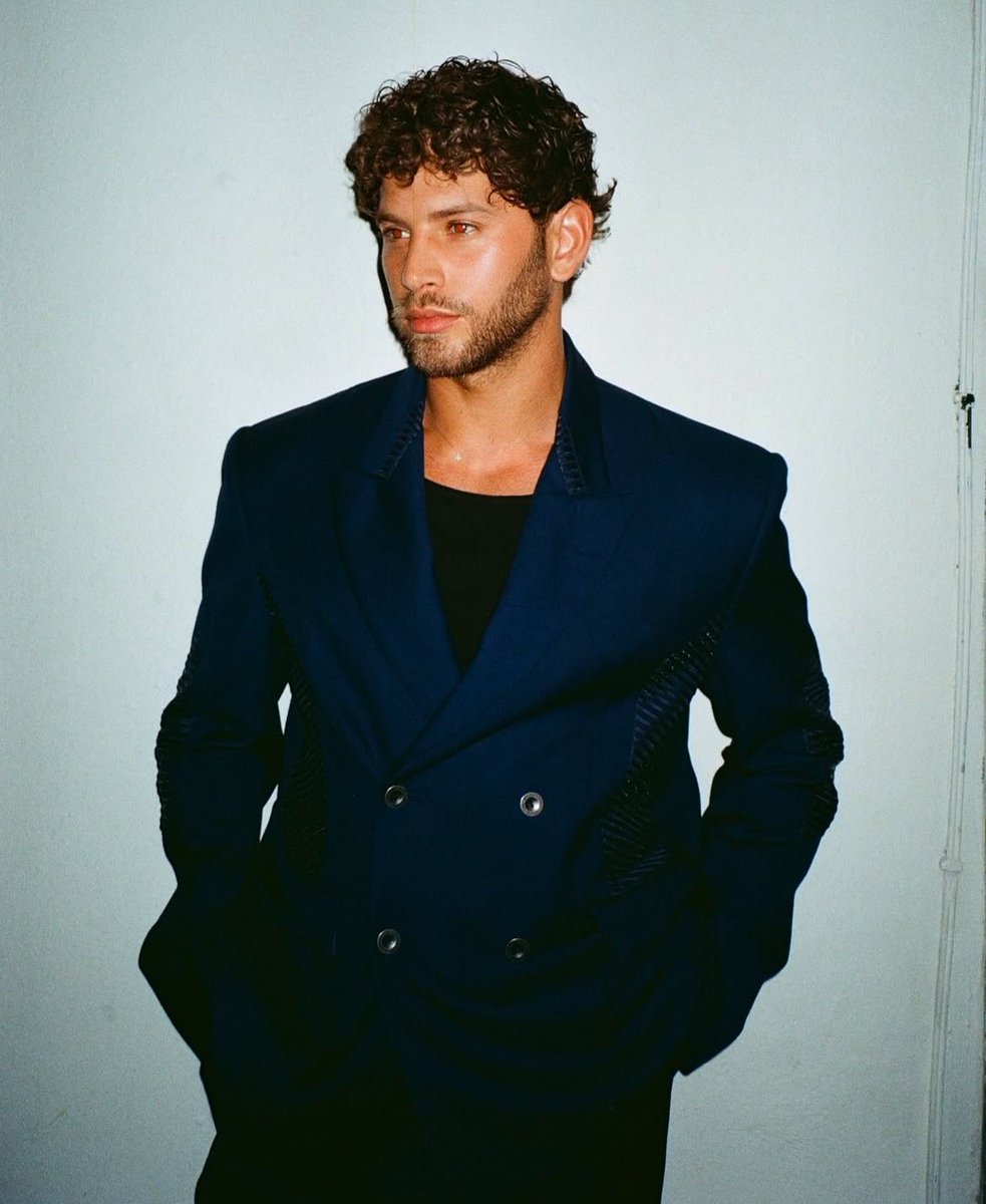 GrayCasterwill's tweet image. ㅤ
⋆   𝐌𝐀𝐆𝐈𝐂𝐆𝐑𝐀𝐌 𝐏𝐎𝐒𝐓 ⸝⸝
         ↳﹫𝒌𝒊𝒏𝒈𝒓𝒂𝒚𝒔𝒐𝒏  ✓ 

          📍 𝙻𝙰𝚃𝚅𝙴𝚁𝙸𝙰 

     “  #WeddingAronea ”

ㅤ