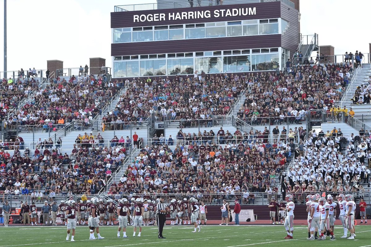 I will be at <a href="/UWLEagleFB/">UW-La Crosse Football</a> on April 7th! Hyped to experience #TheExperience!   <a href="/UWLCoachJanus/">Matt Janus</a> <a href="/TYaeggi_UWL/">Tarek Yaeggi</a> <a href="/AndrewMcGlenn/">Andrew McGlenn</a>