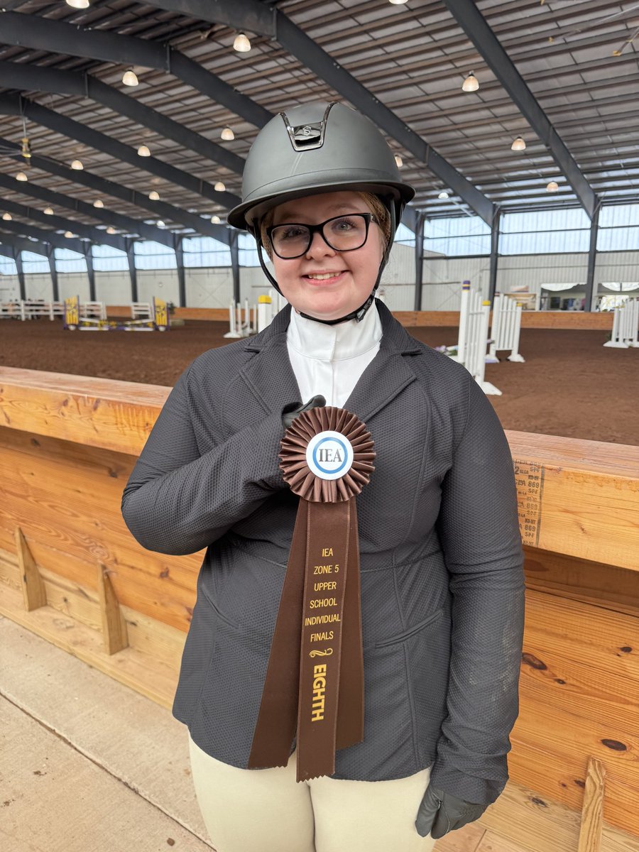 EmmaHurt1976's tweet photo. Isabella placed 8th today, which sadly means her 2024 - 2025 IEA Season is over, but what a great 1st Hunt Seat season she has had with the Miami Junior RedHawks. So many reasons to be proud right now. #RideIEA #IEAZone5 #HorseShoeShapedHeart https://t.co/0pbhdQUL6B