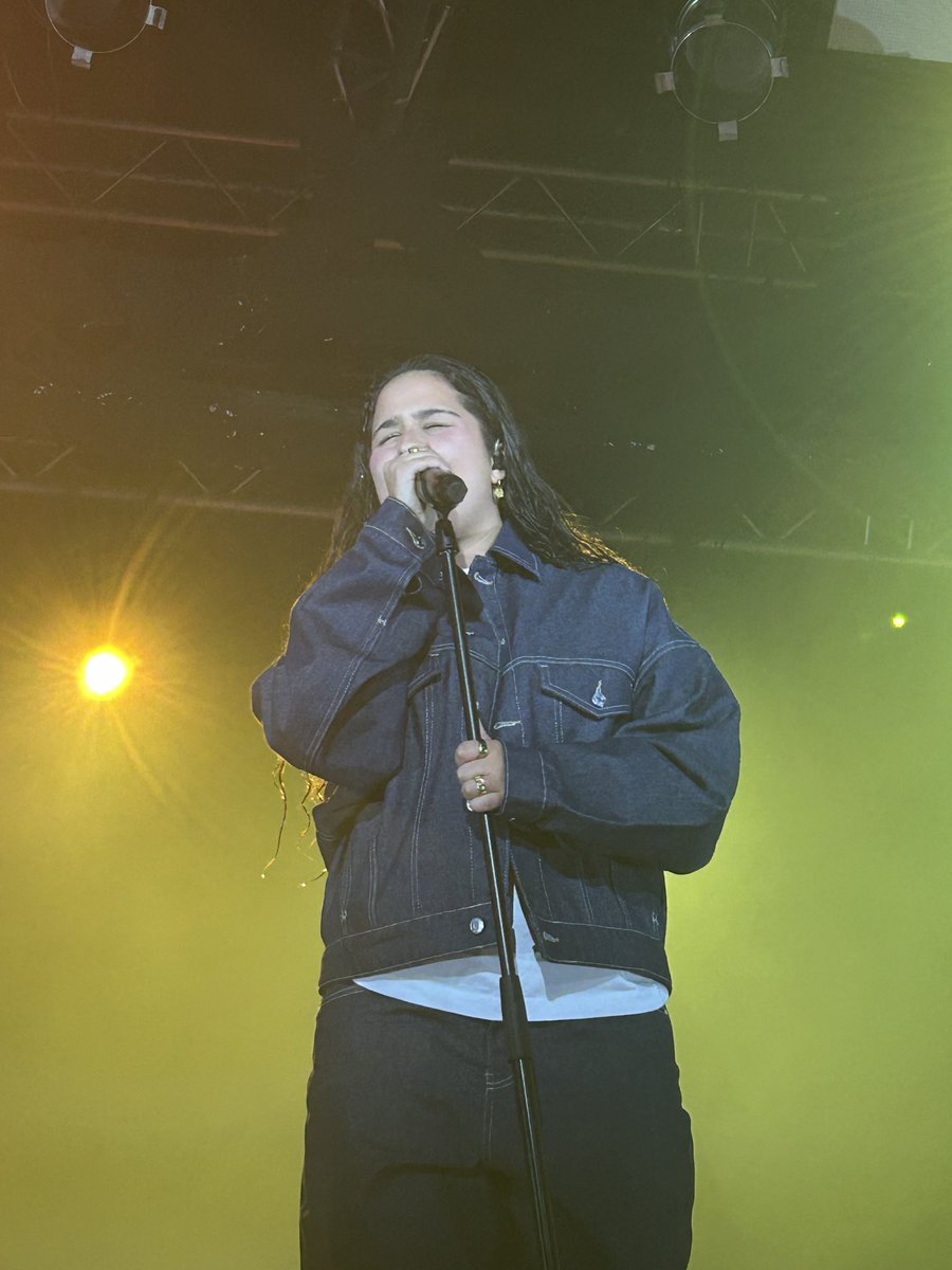 hoy en mi newsletter hablo de lo que fue el concierto de <a href="/salmaotoficial/">Salma</a> 💓 esto es un pequeño fragmento, pero lo podéis leer entero aquí:

open.substack.com/pub/fandeprofe…