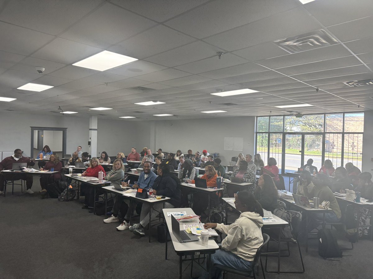 Lots of fun going on with @AmstiUAB and Dwight Moore in today’s High Yield Routines (6-12) sessions! This is one of my faves!! These math routines are easy to implement and give so much information about student understanding. Come join the fun next time! <a href="/AMSTI4all/">AMSTI</a> <a href="/KFR_MathEd/">Keri F Richburg</a>