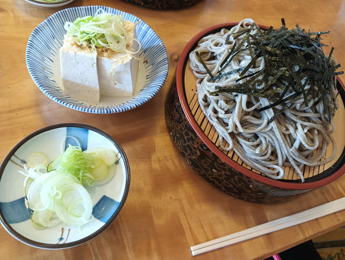 庄内の美味しいお蕎麦が食べられた🍜
#寿屋　 #肘折とうふ 　#肘折こけし