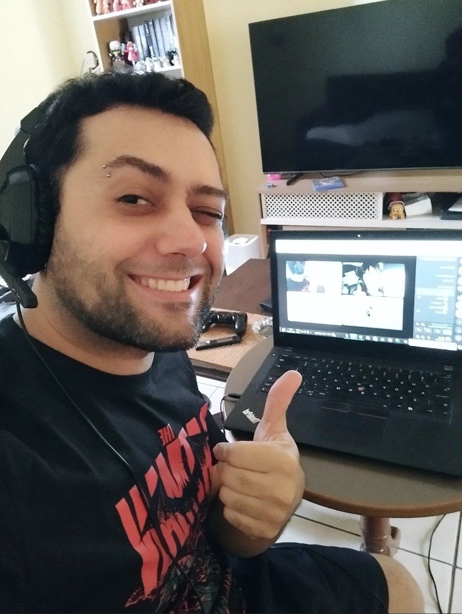 retomando os trabalhos...
hoje gravamos PodCast sobre INVINCIBLE!

com as participações de <a href="/diabitta/">caroles</a> e <a href="/Iichisakura/">Ichi Sakura</a>