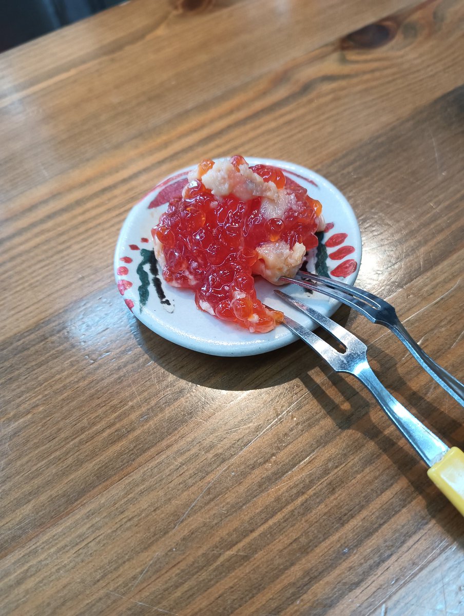 近くの上ノ湯へ
お地蔵さまのいる温泉でぽかぽか♨️
隣のカネヤマで角打ちしてきました🍺
#筋子の粕漬け