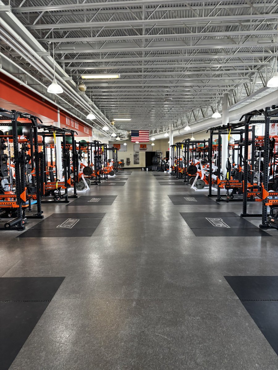 Andrew McKnight (@a_mcknight11) on Twitter photo Had a great time <a href="/BG_Football/">BGSU Football</a> today and I’m excited to get back up for camp. Big thanks to <a href="/CoachBayer_/">Alex Bayer</a> for the invite!@CoachKrom12 <a href="/BruceSJohnson/">Bruce S Johnson</a> <a href="/EddieGeorge2727/">Eddie George</a> <a href="/CopleyFootball/">Copley Football</a> <a href="/Donnieisontop/">Donovan M. Crook</a> Had a great time <a href="/BG_Football/">BGSU Football</a> today and I’m excited to get back up for camp. Big thanks to <a href="/CoachBayer_/">Alex Bayer</a> for the invite!@CoachKrom12 <a href="/BruceSJohnson/">Bruce S Johnson</a> <a href="/EddieGeorge2727/">Eddie George</a> <a href="/CopleyFootball/">Copley Football</a> <a href="/Donnieisontop/">Donovan M. Crook</a>