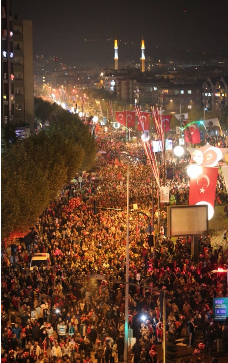 Bu akşam Bursa muhteşemdi