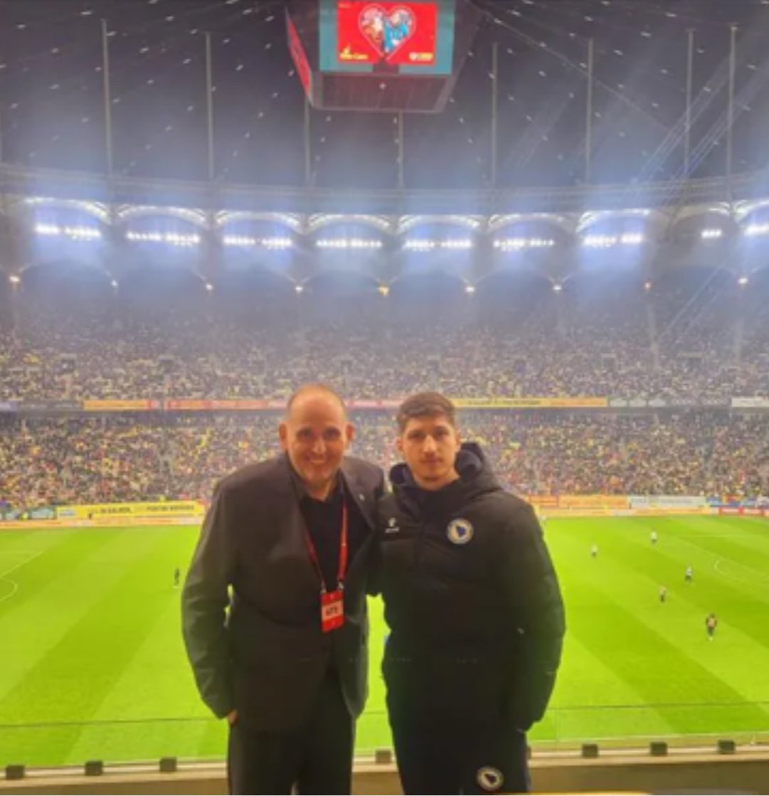 BhLive's tweet image. Vitaly Janelt spent time with the team while in Romania 👀 

Soon.. 🇧🇦⏳