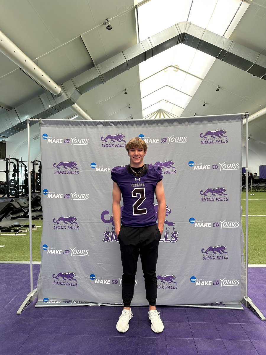Josh Grete (@joshgrete) on Twitter photo Had a great Junior Day <a href="/USFCougarsFB/">USF Football</a>!! Thank you for having me on campus. <a href="/CoachCapitani/">Spencer Capitani</a> <a href="/Coach_KD_FB/">Kyland KD Dickerson</a> <a href="/JimGlogowski/">Coach Glo</a> Had a great Junior Day <a href="/USFCougarsFB/">USF Football</a>!! Thank you for having me on campus. <a href="/CoachCapitani/">Spencer Capitani</a> <a href="/Coach_KD_FB/">Kyland KD Dickerson</a> <a href="/JimGlogowski/">Coach Glo</a>