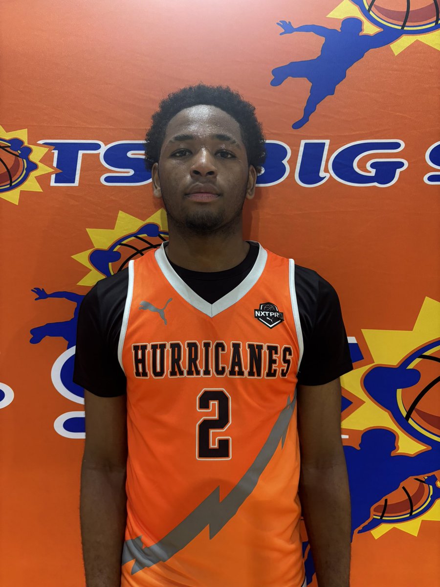 BigShotsGlobal's tweet photo. #BIGSHOTS #SoutheastTipOff 

17u SLAM 

Team S.M.A.S.H  BSE - 72 
12 Malik Wrightout 21 
5 Amare Lincoln 16 

PCH NXT PRO - 66 
2 Carter Jackson 15 https://t.co/FU4YvJw3Mk