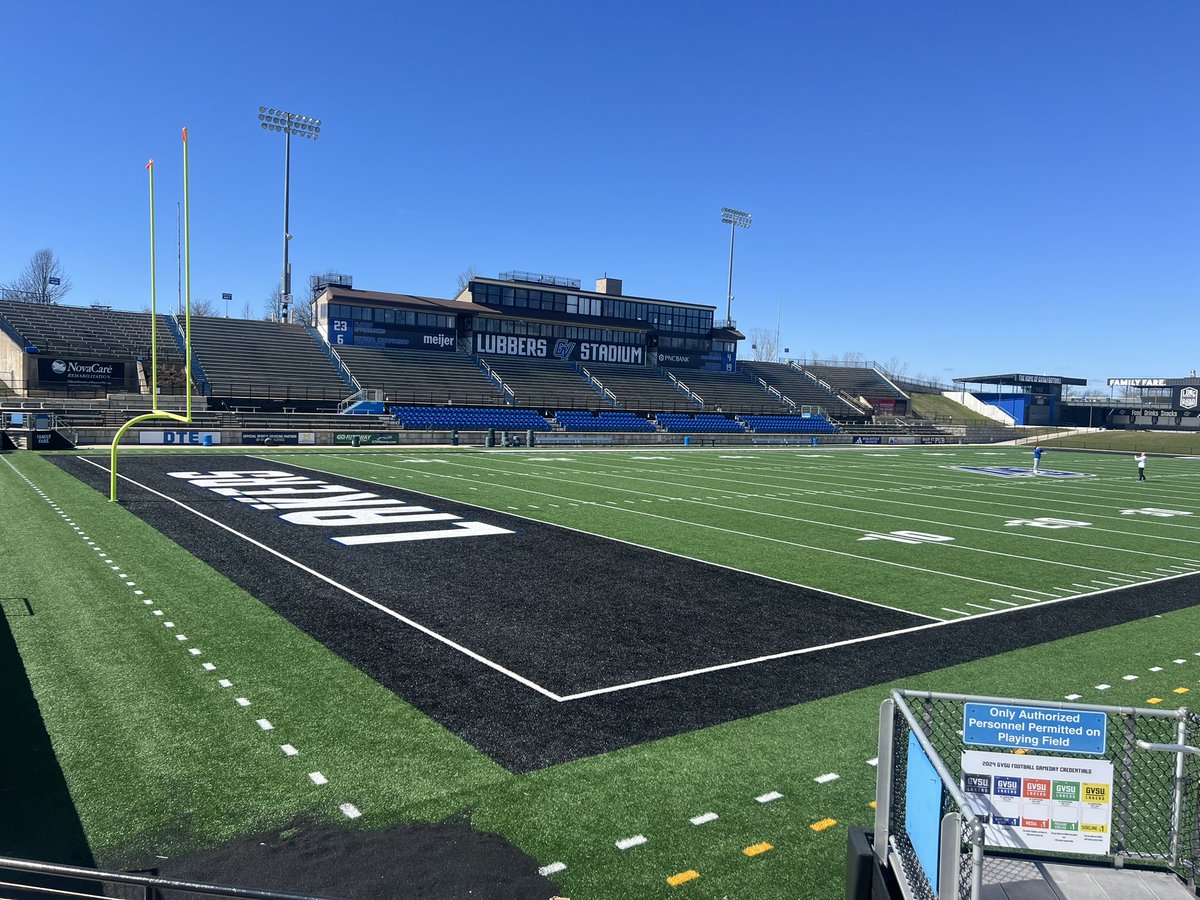 JaQuan (MeatLoaf) McMiller ‘26 (@jaquanmcmiller) on Twitter photo Had an amazing time at GVSU thank you <a href="/CoachMacCarruth/">🏈Coach Mac🏆</a> for the hospitality can wait to be back in the near future! Had an amazing time at GVSU thank you <a href="/CoachMacCarruth/">🏈Coach Mac🏆</a> for the hospitality can wait to be back in the near future!