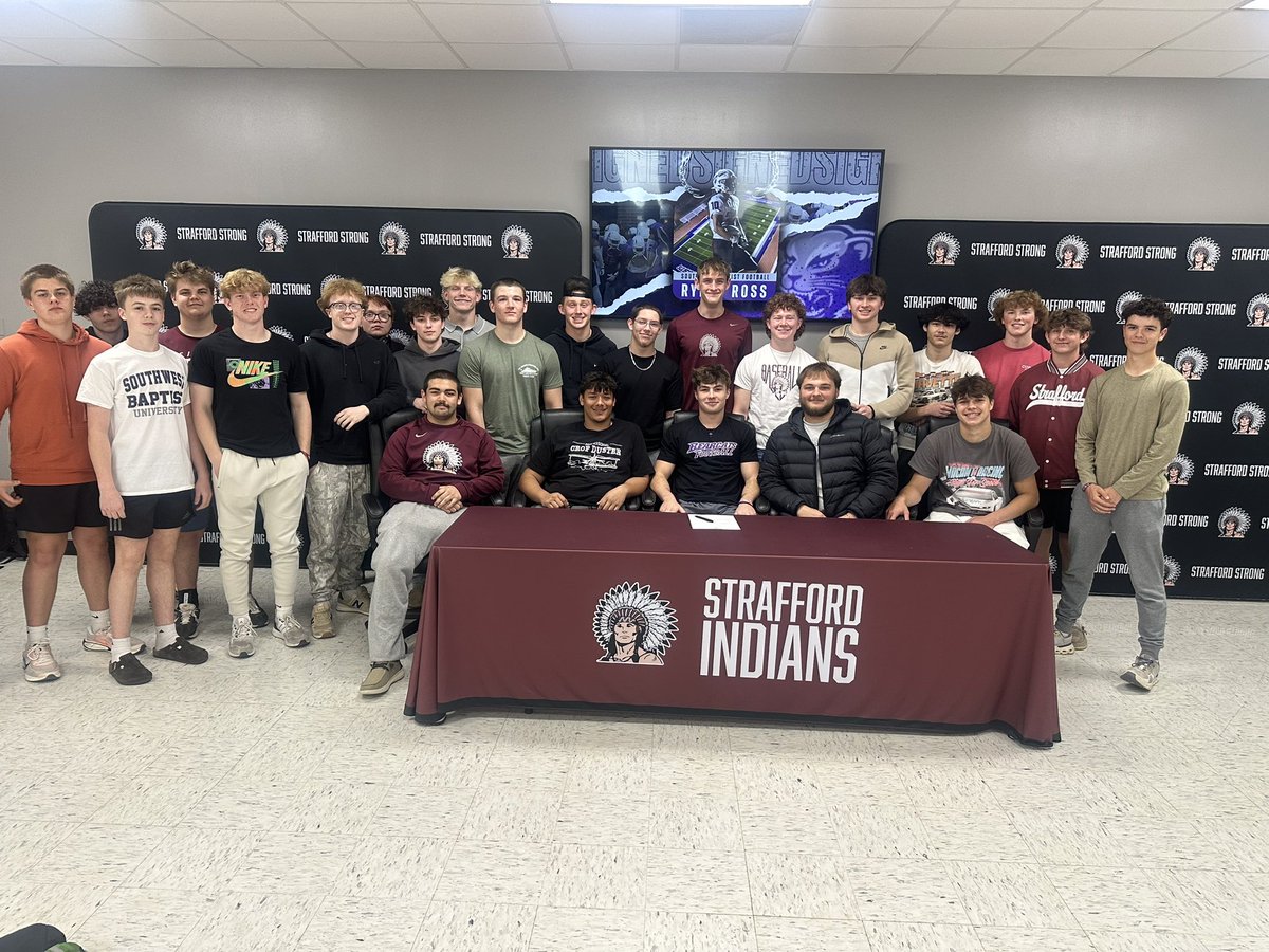 Congrats to Ryder Ross on signing his letter of intent to play football at SBU!
#StraffordStrong