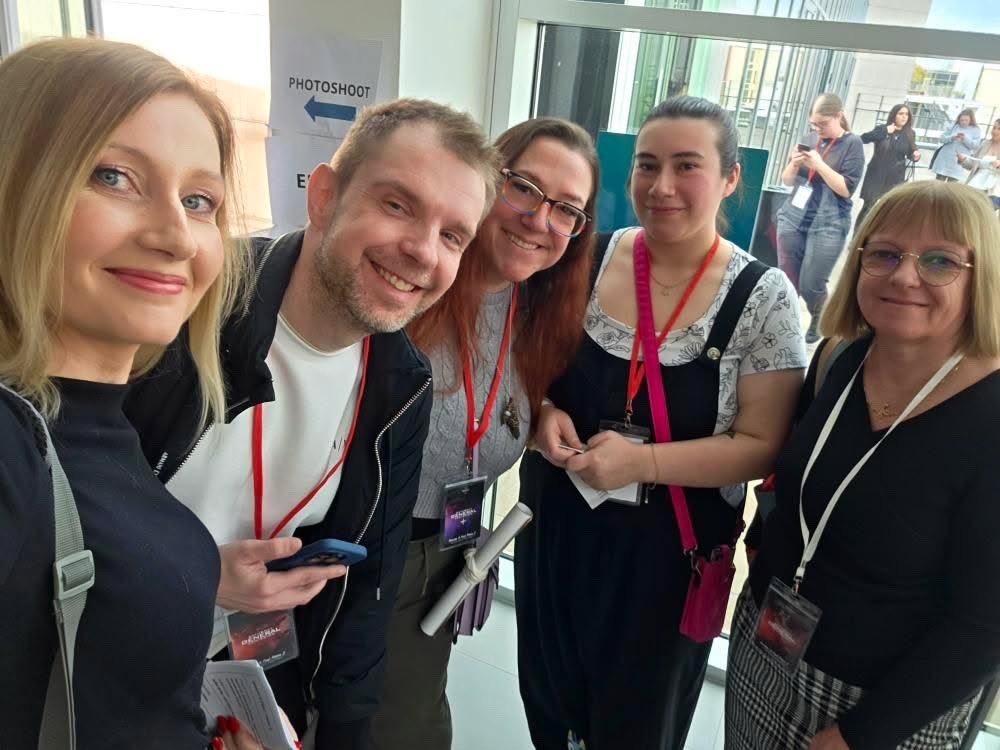 Life is all about getting to see people you absolutely love to see. And knowing you’ll keep doing it 

#paris #france #wellallwayshaveparis #dreamitfest2 #rickywhittle #iddsmanagement #conlife #fanevent #travel #traveling #travellife