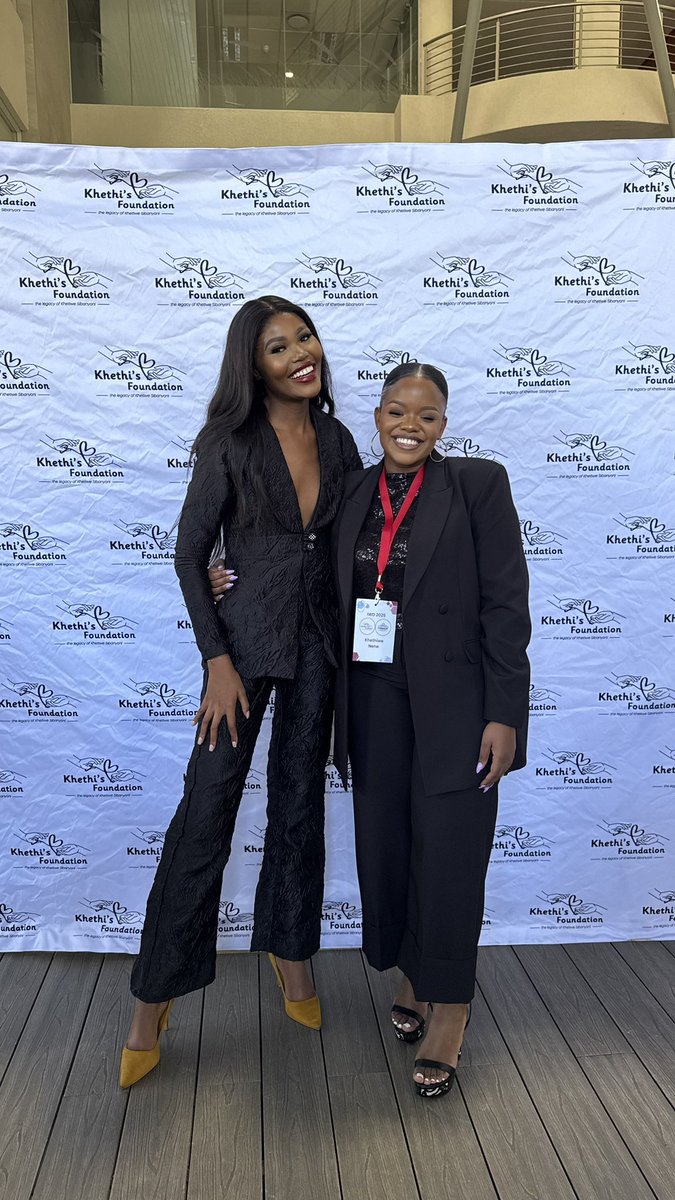 Za Power House tweet media