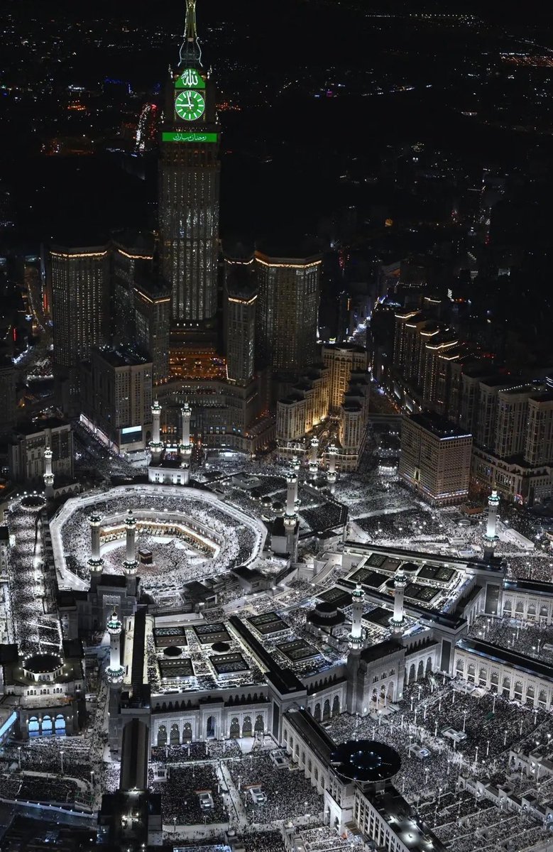 #ليله_٢٣

ليست صورة من الذكاء الاصطناعي.