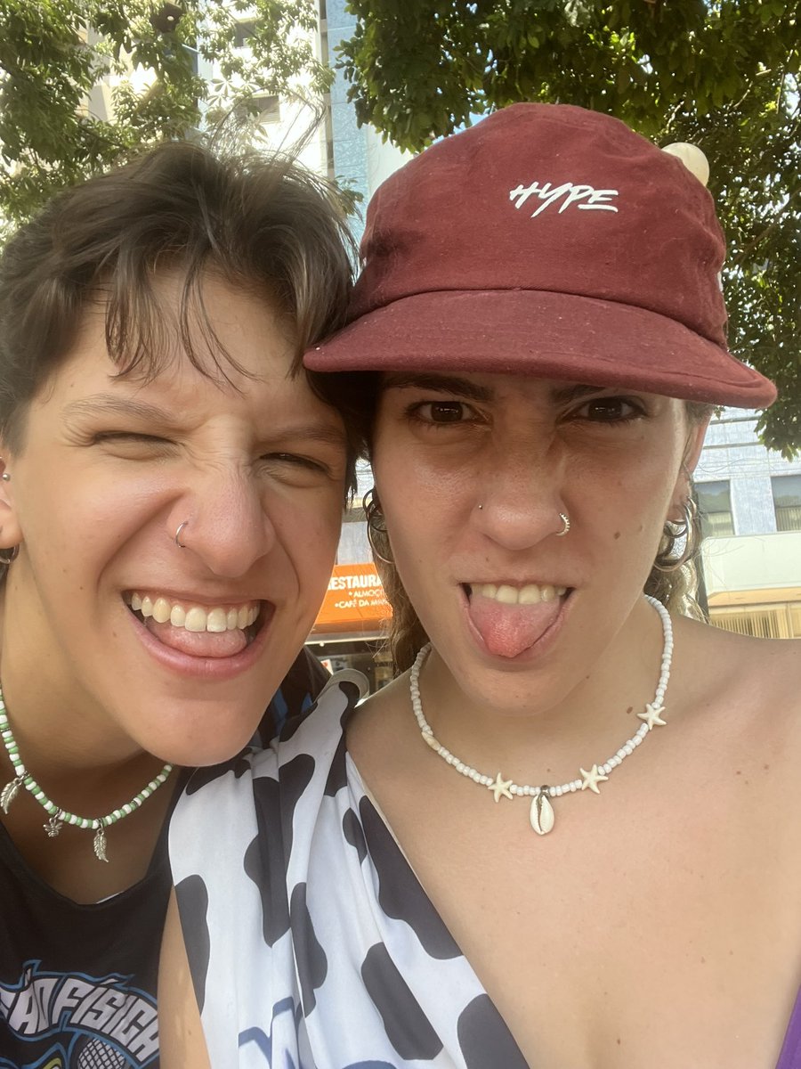 ManzattoSkate's tweet photo. 7 meses com a minha gata, 7 meses do melhor pedido da minha vida, 7 meses do sim que mudou tudo na minha cabecinha, 7 meses do início da minha melhor fase. Eu e vc pra sempre, contra tudo e todos que forem contra nós, uma lutando pela outra. Eu te amo meu amor! https://t.co/3X1mnSKDMq