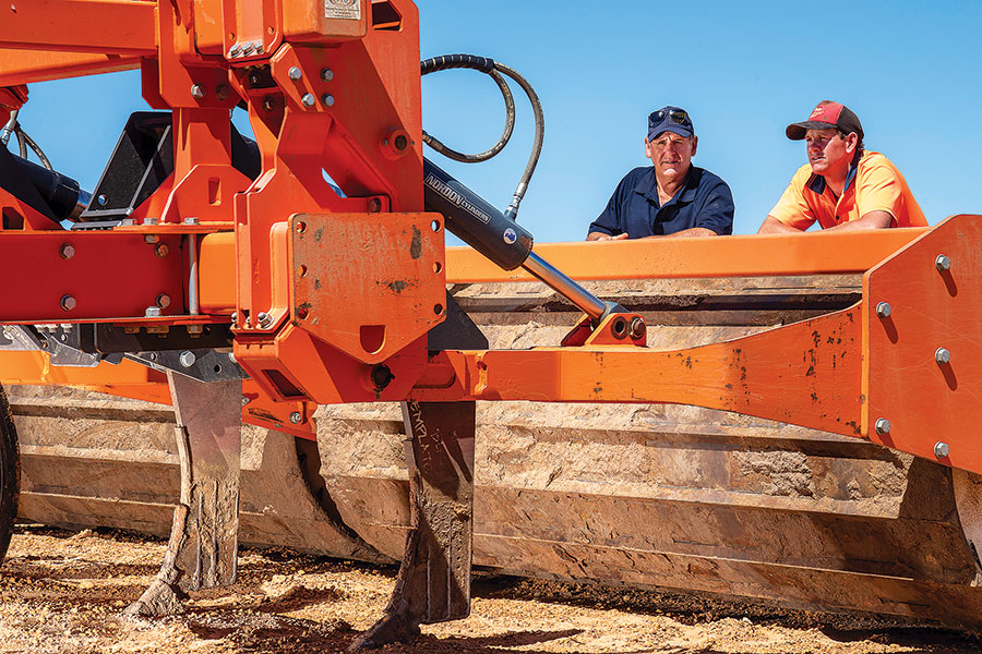 🌾🌾 GROWER STORY

Each year, #GroundCoverOnline follows a group of growers across Australia as they manage their cropping season. In this final instalment, <a href="/MioliniMitchell/">Mitchell Miolini</a> reflects on harvest 2024 and their plans for the upcoming season.

Read more: bit.ly/4hvU7p3

📷
