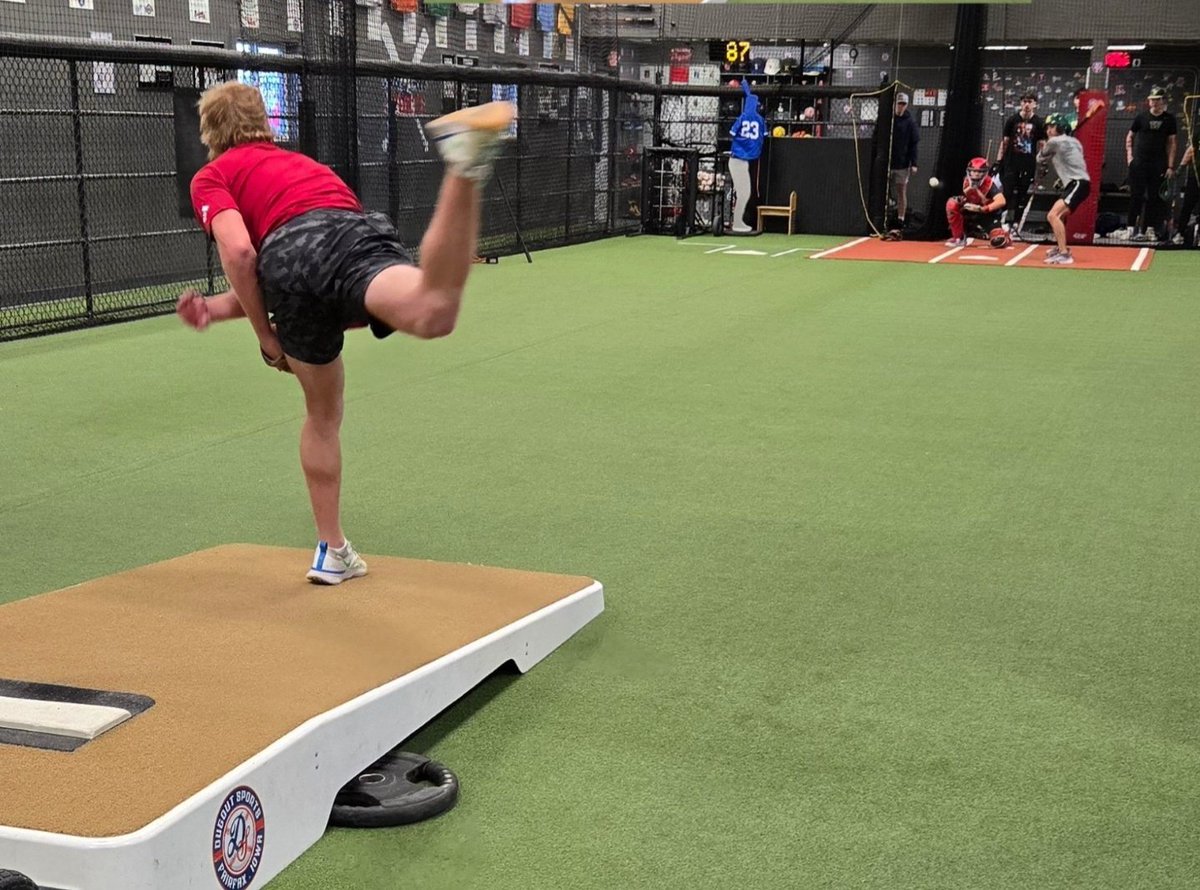 Dugout Sports tweet media