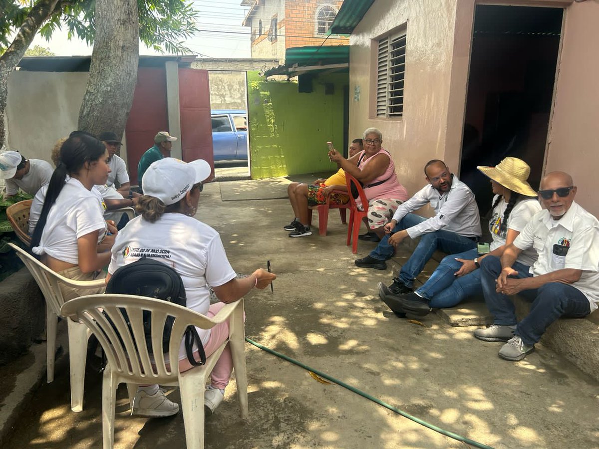 #22Marzo  "Semillas del Futuro" con AD, nos fuimos al Barrio "La Libertad" en el Mpio Bruzual. Donde también aprovechamos para conversar con amigos y vecinos de la comunidad. Acción Democrática un partido de 83 años con vocación de poder, trabaja sin descanso.