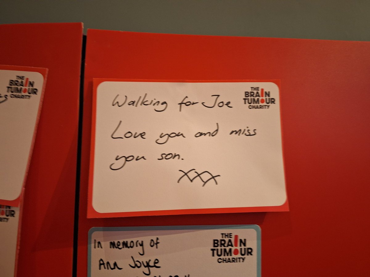 RichardRawcliff's tweet image. At the @BrainTumourOrg #twilightwalk today we had the chance to say who we were walking for so I took it.