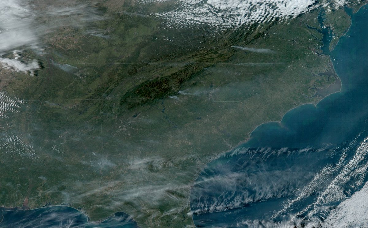 skywatcher77's tweet image. Multiple plumes are contributing to smoky haze across the southeastern U.S. this evening as seen from NOAA's GOES-16 satellite on @CIRA_CSU RAMMB Slider. The fire potential today was marked as "Elevated". #NCfire #SCfire #VAfire #TNfire #GAfire #ALfire #KYfire