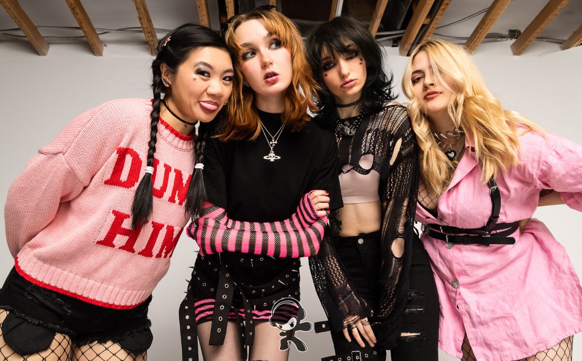 unpolished* está aquí para sacudir la escena con una actitud arrolladora. copy/paste es el cierre explosivo de su nuevo EP I PLEAD INSANITY.
expansionradial.mx/unpolished-cop…