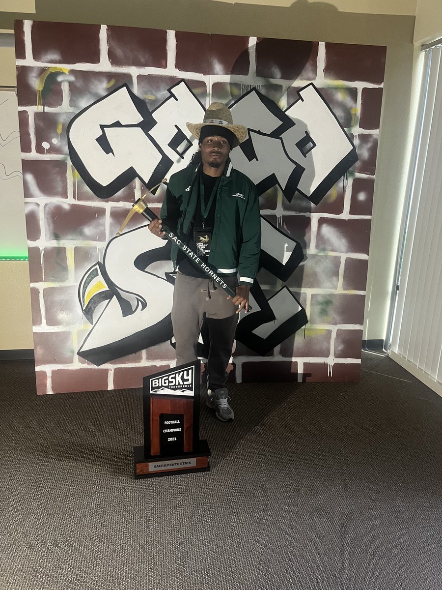 Jeremiah Johnson tweet media