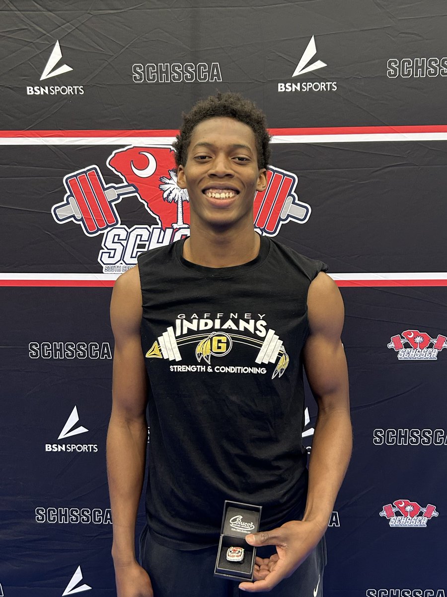 Christopher Williams tweet media