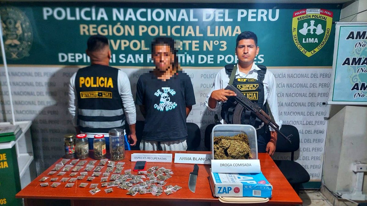 LimaRegion's tweet photo. 🚨DETENIDO POR TID!!
#Divreint #DepincriSMP #policiaperu
Se detuvo a un integrante de la Banda Delictiva "Los Hierberos de Fiori" ✅️quien ya registraba antecedentes por el mismo delito. 👮♂️se incautó un celular, un arma blanca y Comíso de Marihuana. Investiga #Depincri SMP #pnp https://t.co/yqxPieP6QC
