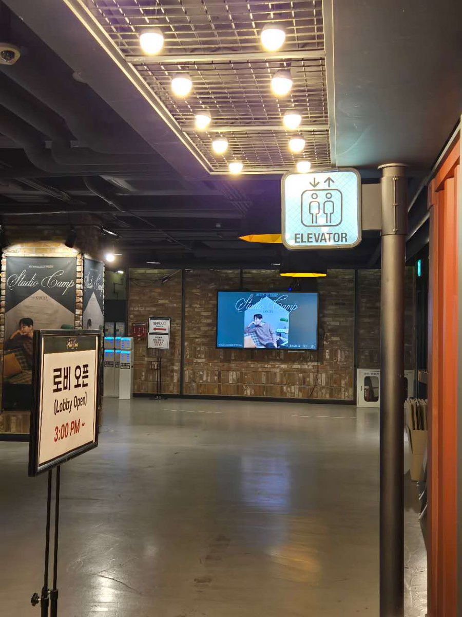 allhyun27's tweet photo. KANGTA LIVE WORKSHOP, LOBBY OPEN :3:00
#KANGTA #安七炫 #강타 https://t.co/vN90ZzPX4Q
