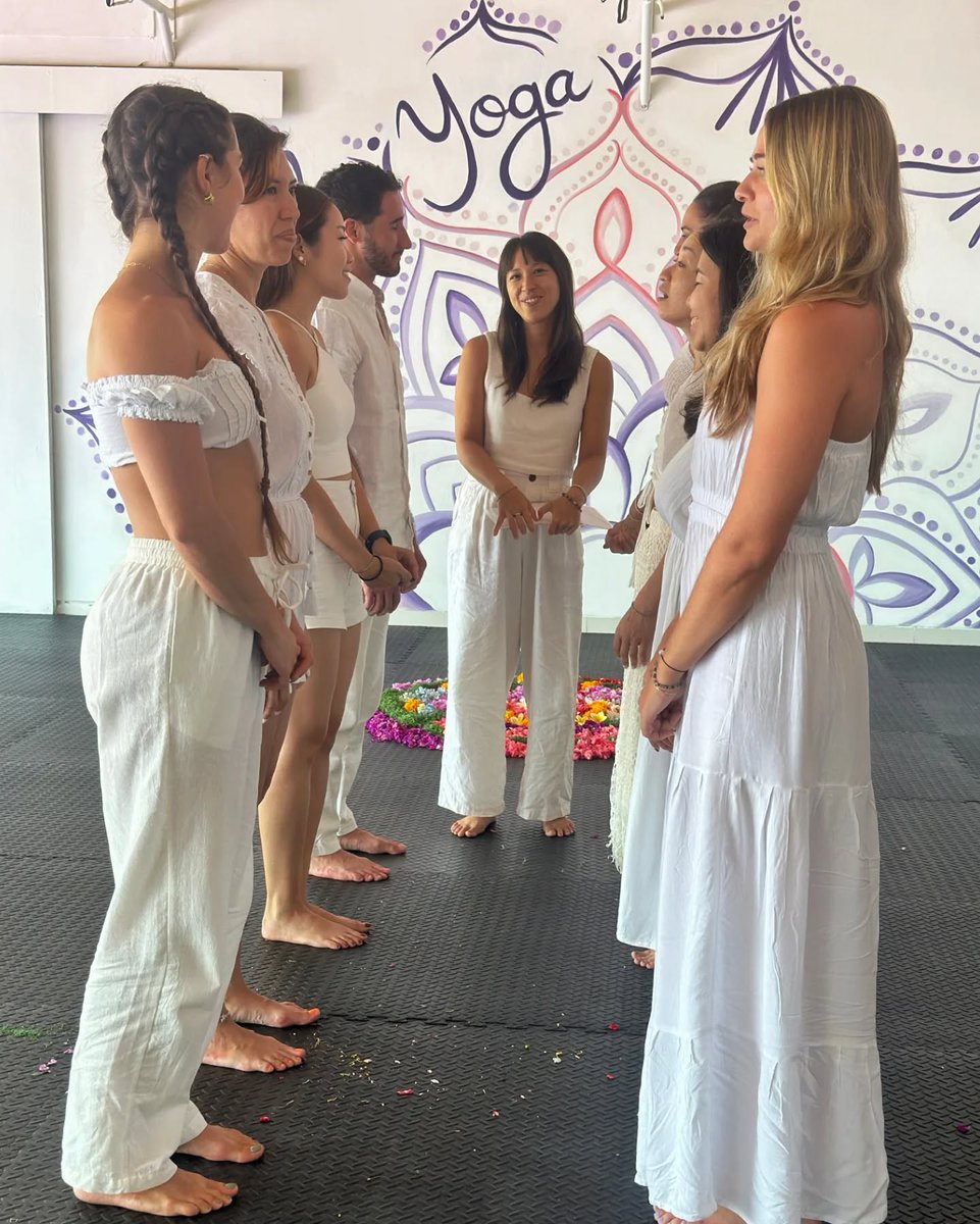 uluyogatraining's tweet photo. Congrats to our graduates—your journey is just beginning! Ready to step into your magic?

📅 2025 YTT Dates: April – December
💌 DM us for details!
#uluyoga #baliytt #yogateachertraining #yogajourney https://t.co/OGsPKkjNv2