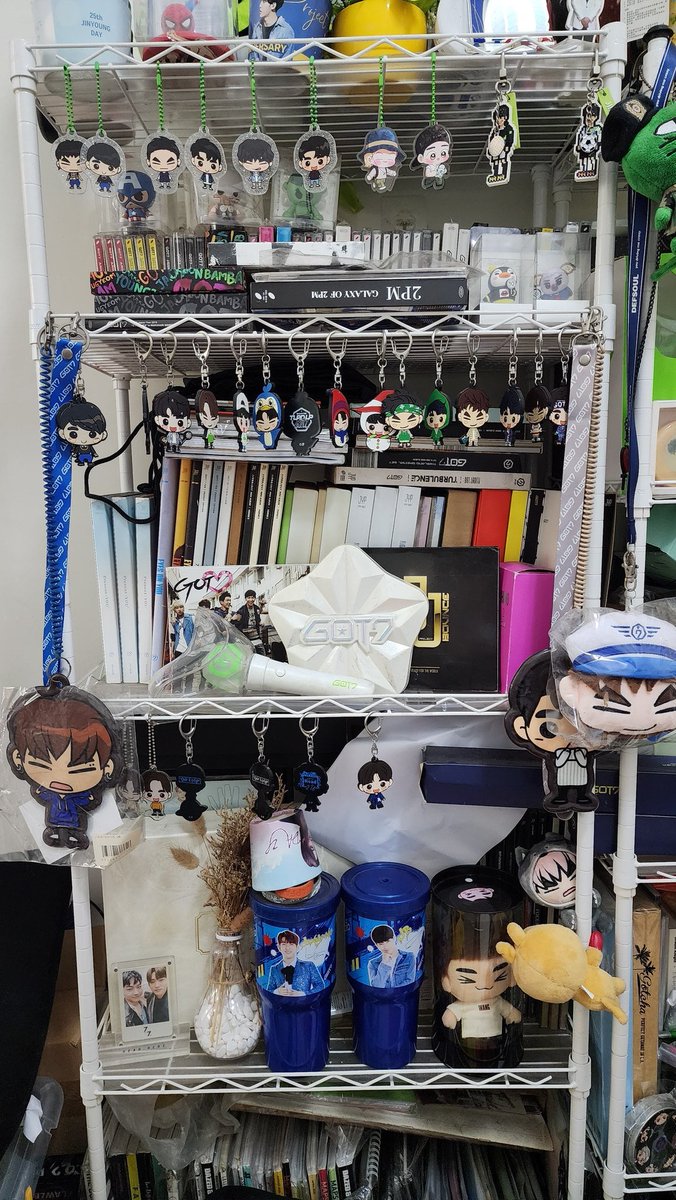chessaulythalia's tweet photo. Hai guys😊
Karena cesa udah mau pensiun untuk koleksi dan ada keperluan rl, I decide to sell all my goods🥹

Kalau ada yang tertarik album dan pritilan lainnya, bisa DM yaa🫶
PC juga ada tapi belom sempet foto🥹
Mostly jaebeom and jinyoung version

[Help RT]
#WTS #WTSGOT7 #GOT7 https://t.co/ceWdUXgHj6