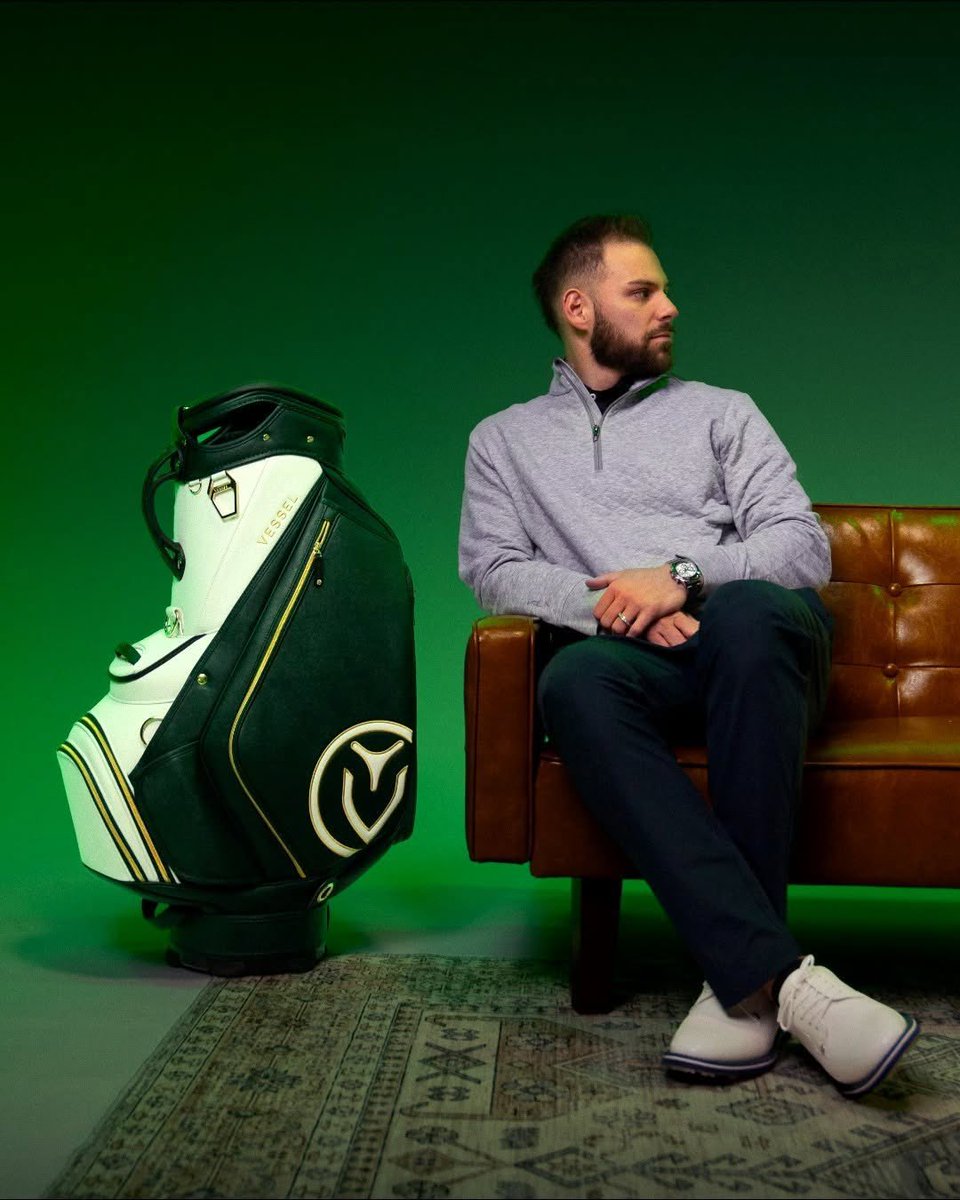 eGolfMegastore's tweet image. Introducing the Season Opener Collection.🌺

A tribute to the history, prestige, and passion that makes this the most anticipated time of year.

Available now at #eGolfMegastore. 
Shop at shorturl.at/SYRK1 

#VesselGolf #CraftedForTheDriven #SeasonOpenerCollection
