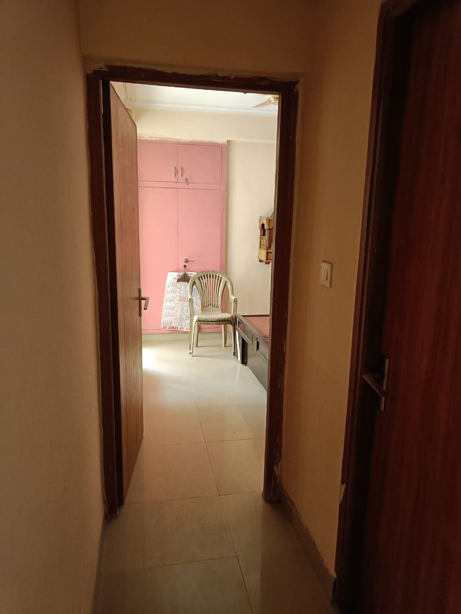 rentpai_'s tweet photo. 3BHK | 1267 Sq. Ft. | Semi-Furnished
📍 Supertech Eco 1, Noida Extension
💰 Rent: ₹20,000/month

✔ Spacious 3BHK with ample natural light
✔ Semi-furnished with essential fittings
✔ Prime location with top-notch amenities
Looking for a comfortable and well-connected home? https://t.co/U06dRc9HmL