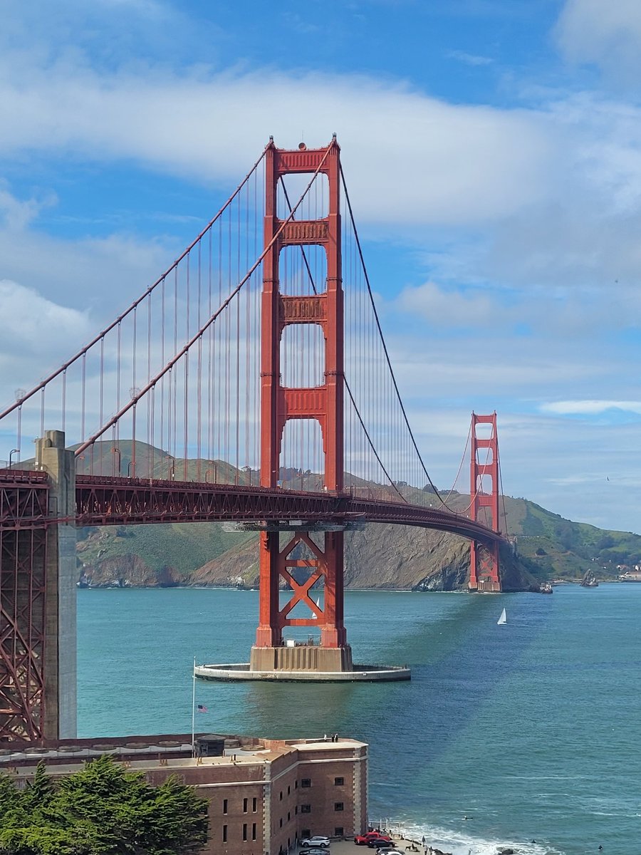 ruby_zimm's tweet image. Pier 39, Alcatraz and Golden Gate Bridge