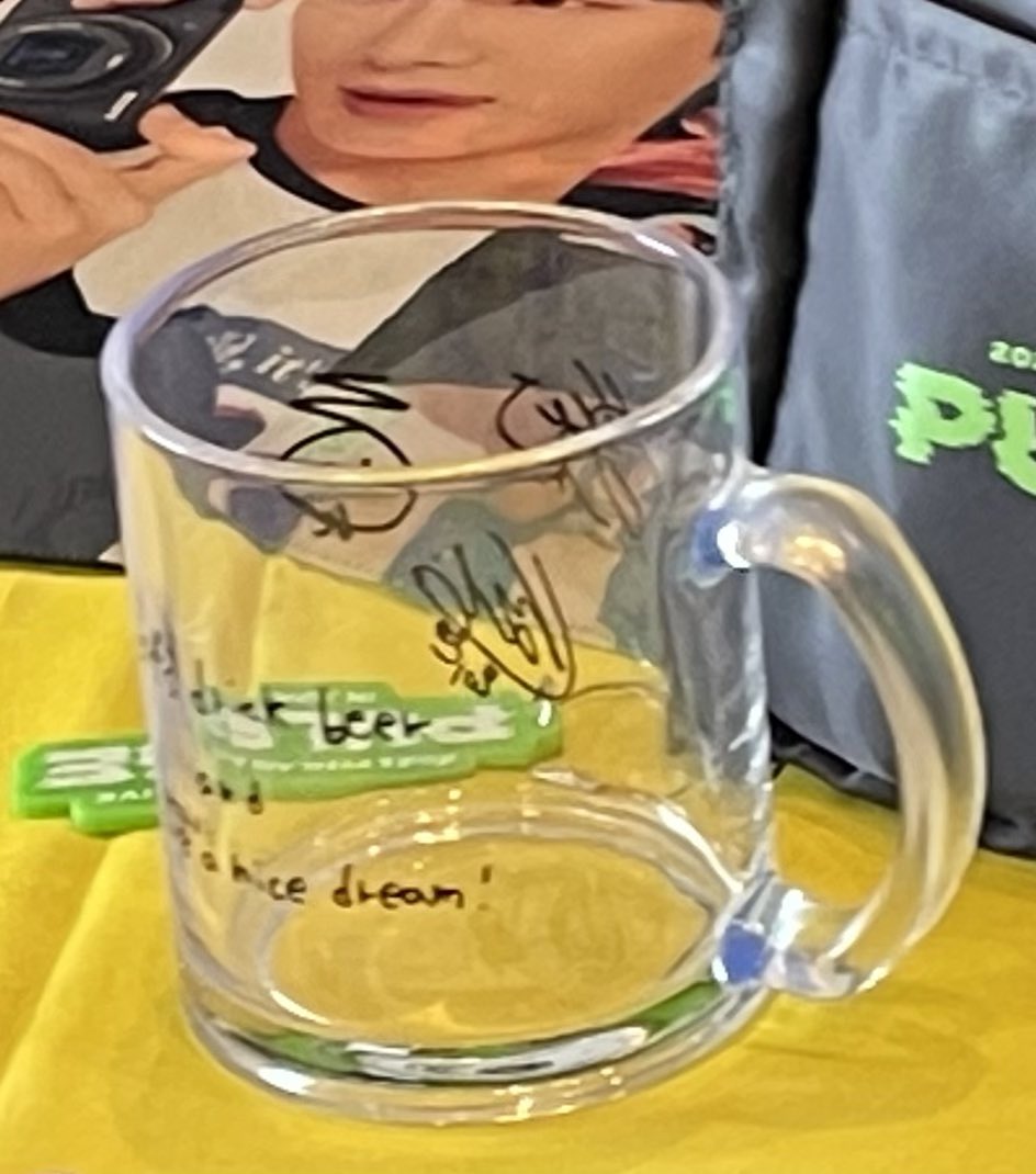 rumix_pri's tweet photo. 久々に早朝からグッズ並びゲットしましたー🍺

#FTISLAND #ftislandinjapan #ftisland_puluse #2025_ftisland_live_PULSE_in_Japan https://t.co/YalifM3dMz